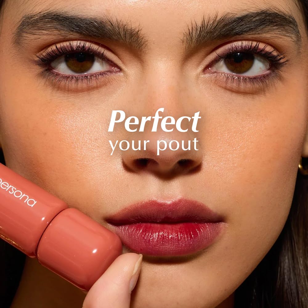 PERSONA applicator wand close-up demonstrating smooth, precise application