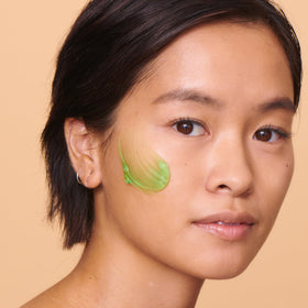 Peter Thomas Roth applying gel mask to face illustrating soothing treatment after sun
