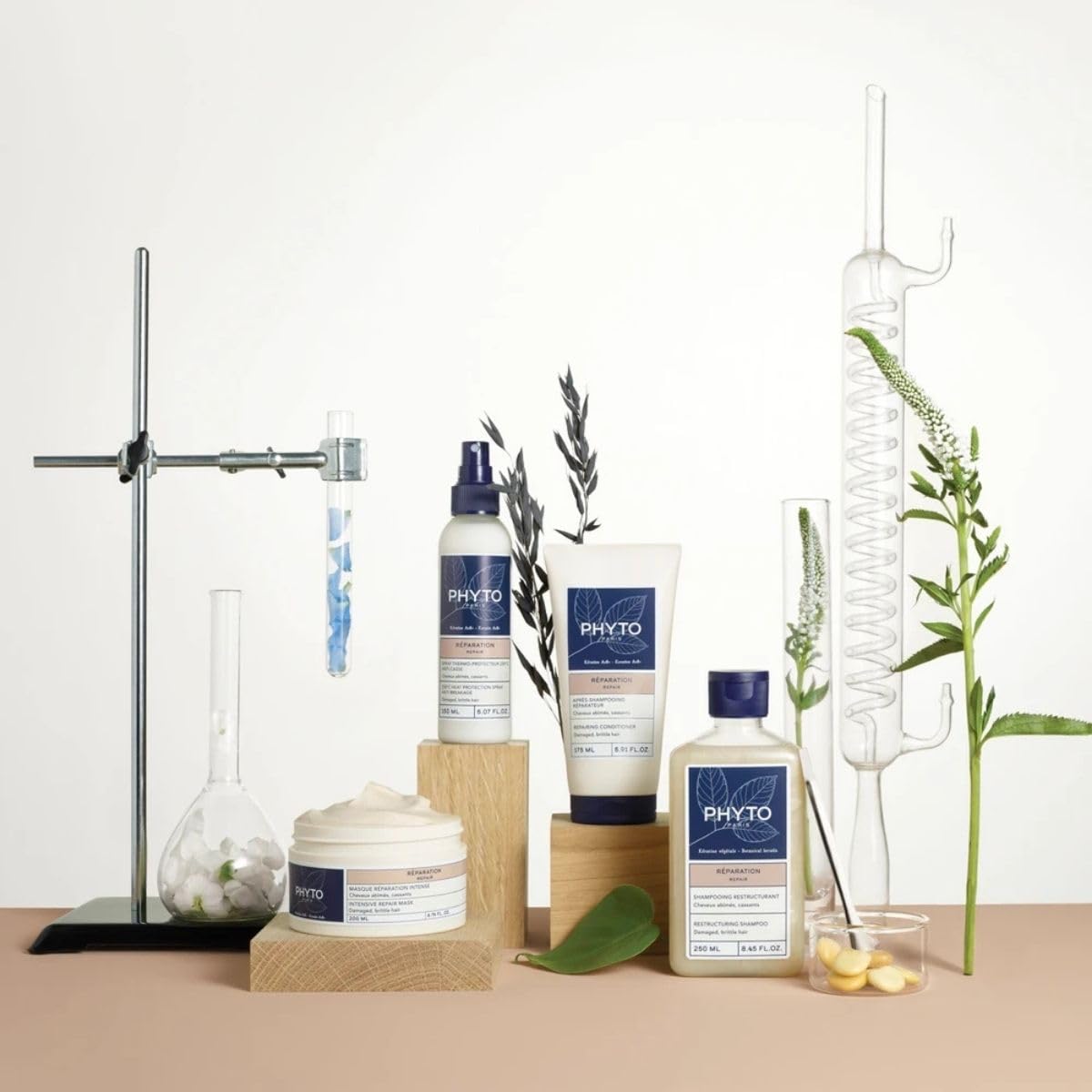 PHYTO ingredient panel label showcasing phytokeratine and clean formula