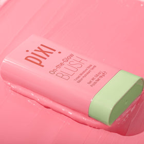 Pixi twist-up mechanism detail revealing product tip for mess-free application and portability