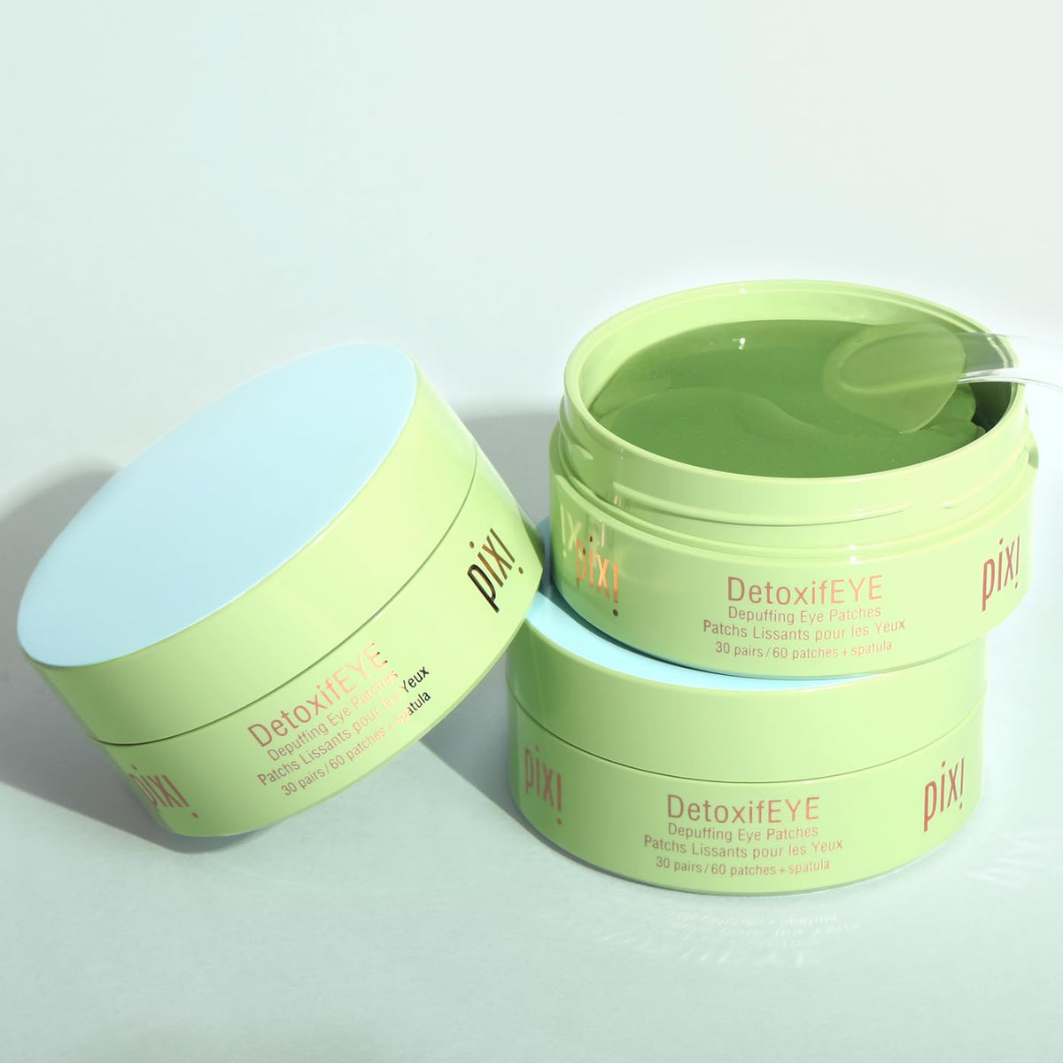 Pixi DetoxifEYE serum droplet on patch showing concentrated conditioning