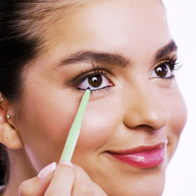 Pixi ingredients label highlighting jojoba and chamomile soothing benefits