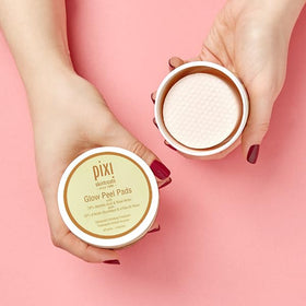 Pixi pad texture close-up highlighting exfoliant saturation for effective peel