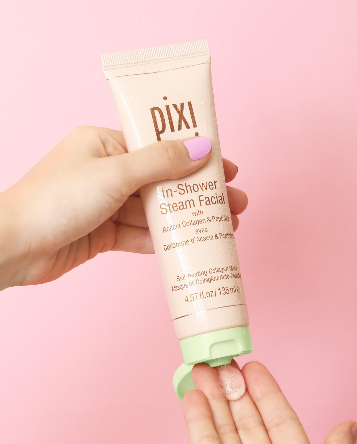 Pixi close-up of gel texture demonstrating smooth creamy-to-gel consistency