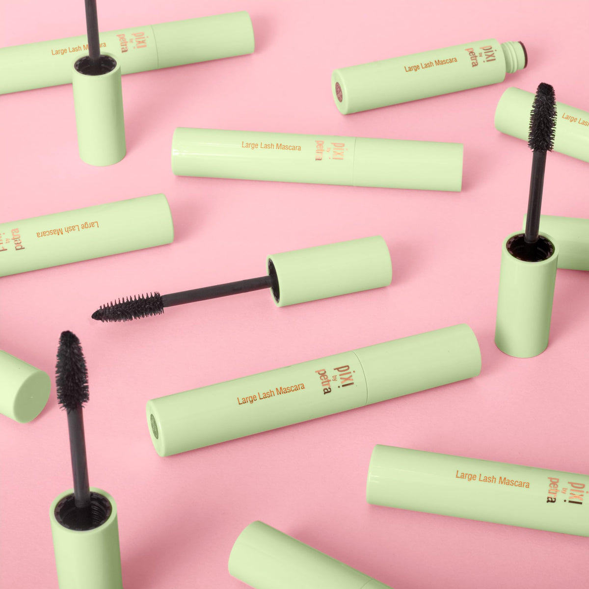 pixi ingredient highlight with bamboo and vitamin imagery benefit conditioning and fortifying