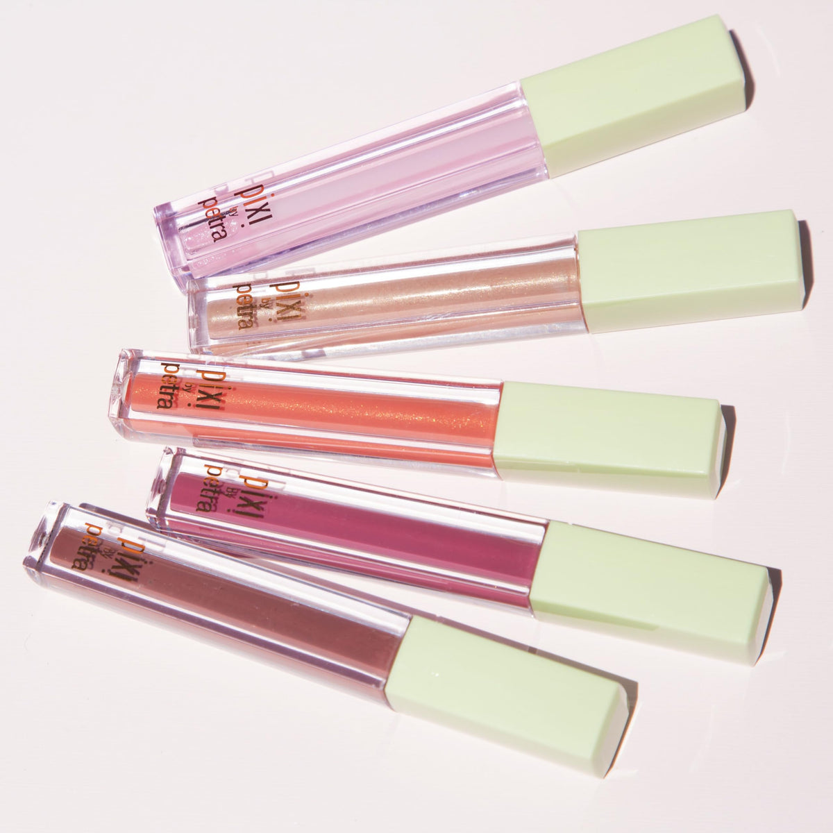 pixi bathroom counter styled image portraying everyday use and quick touch-up benefit