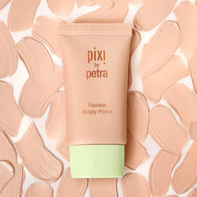 Pixi gel texture close-up demonstrating silky finish and easy blendability