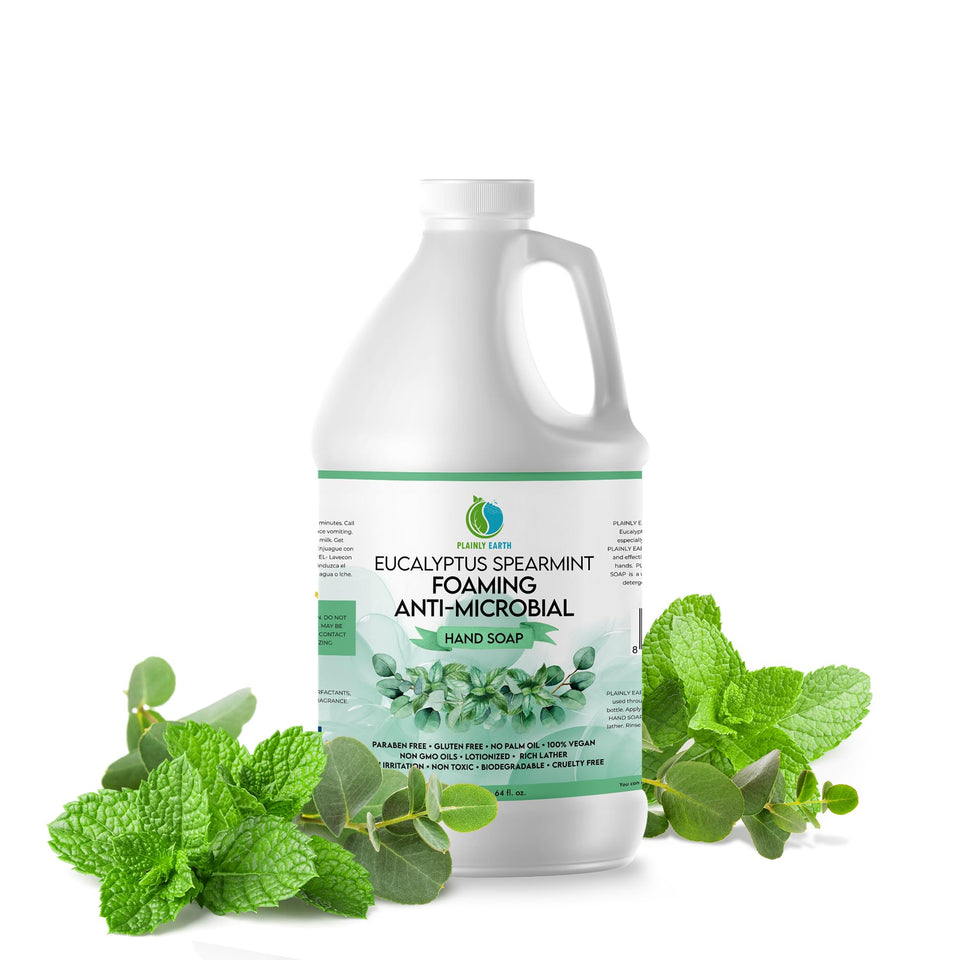Plainly Earth front label showing product name and scent, clear identification benefit