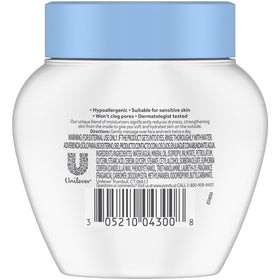 POND'S open jar close-up showing creamy texture for deep moisture