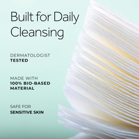 POND'S towel removing makeup demonstrating gentle effective cleansing