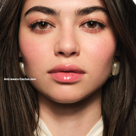 POUND CAKE applicator close-up highlighting smooth precise application benefit