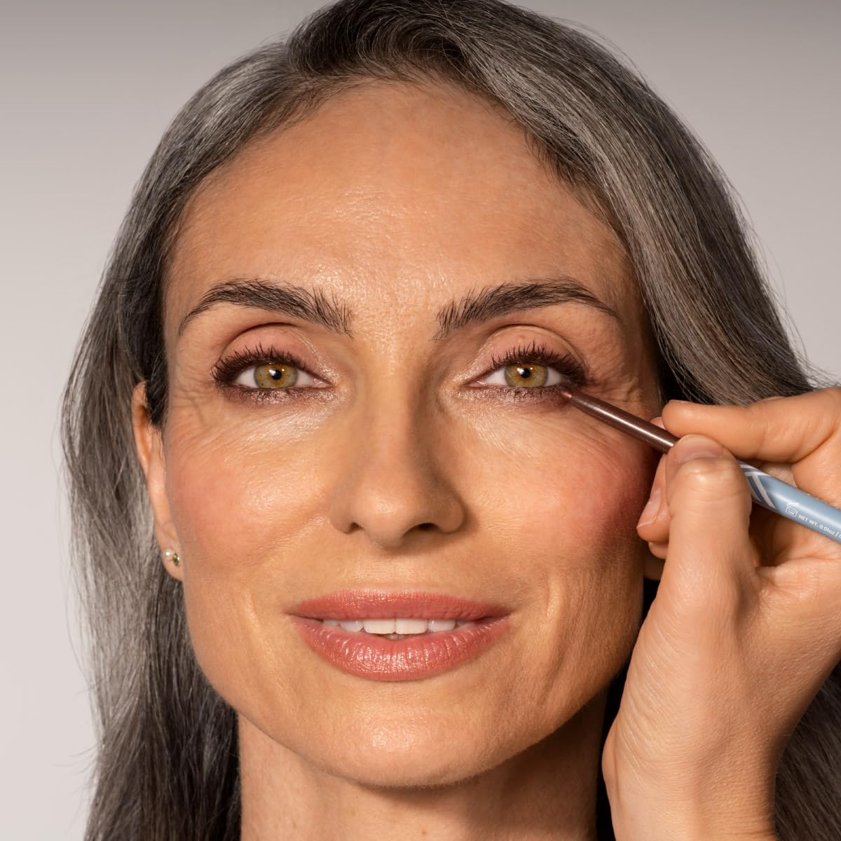 Prime Prometics eyeliner applied on a mature eye enhancing natural definition