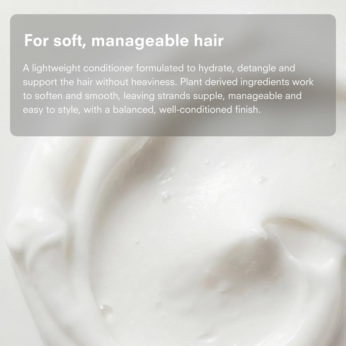 Public Goods conditioner in shower showing smooth detangling benefit
