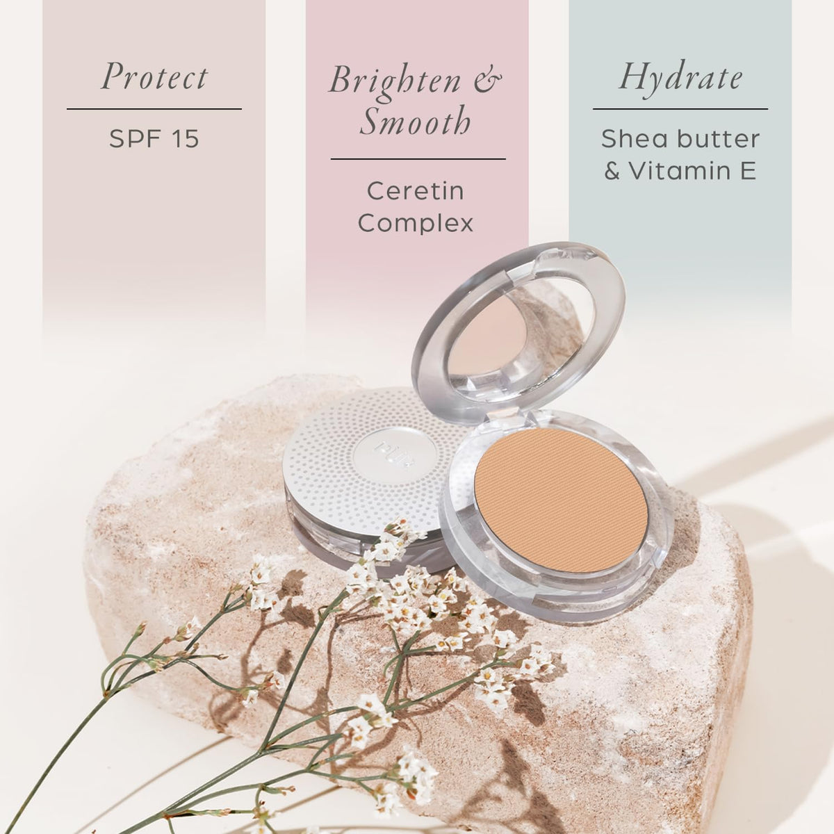 PÜR MINERALS compact applied with brush close-up for even natural finish