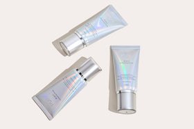 PÜR MINERALS pump dispensing primer drops ready to prep skin quickly