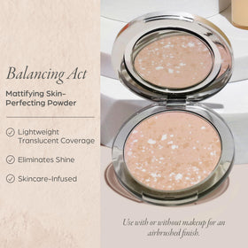 PÜR MINERALS texture close-up swatch revealing fine, silky powder for smooth finish