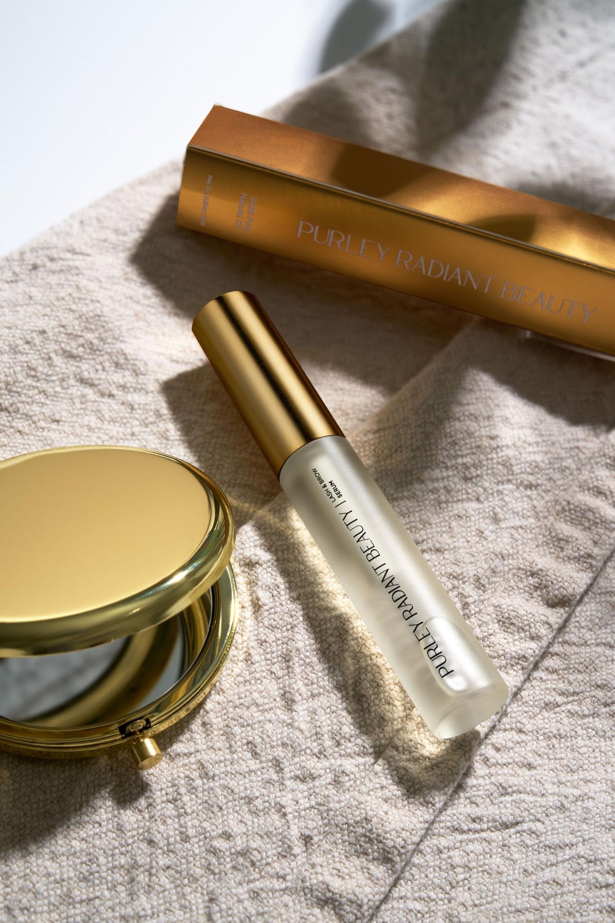 Purely Radiant with rosemary and castor oil showing natural ingredient benefit