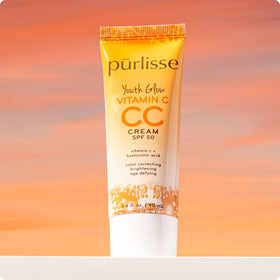pūrlisse label closeup showing vitamin C and hyaluronic acid