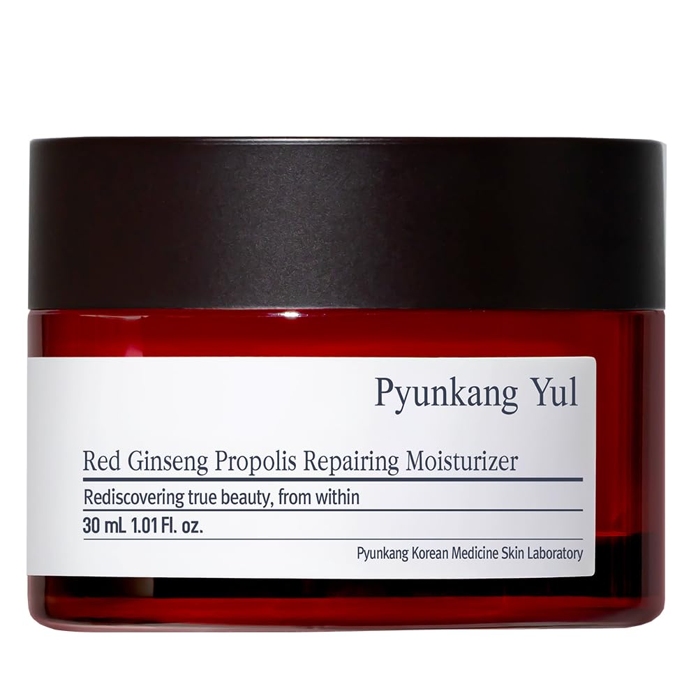 Pyunkang Yul jar front view showing product branding and compact size benefit