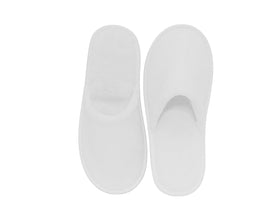Rahzii slipper worn in hotel room demonstrating comfort and cleanliness