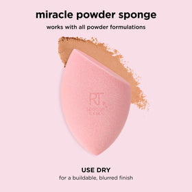 Real Techniques pressing powder with midi sponge to set makeup evenly