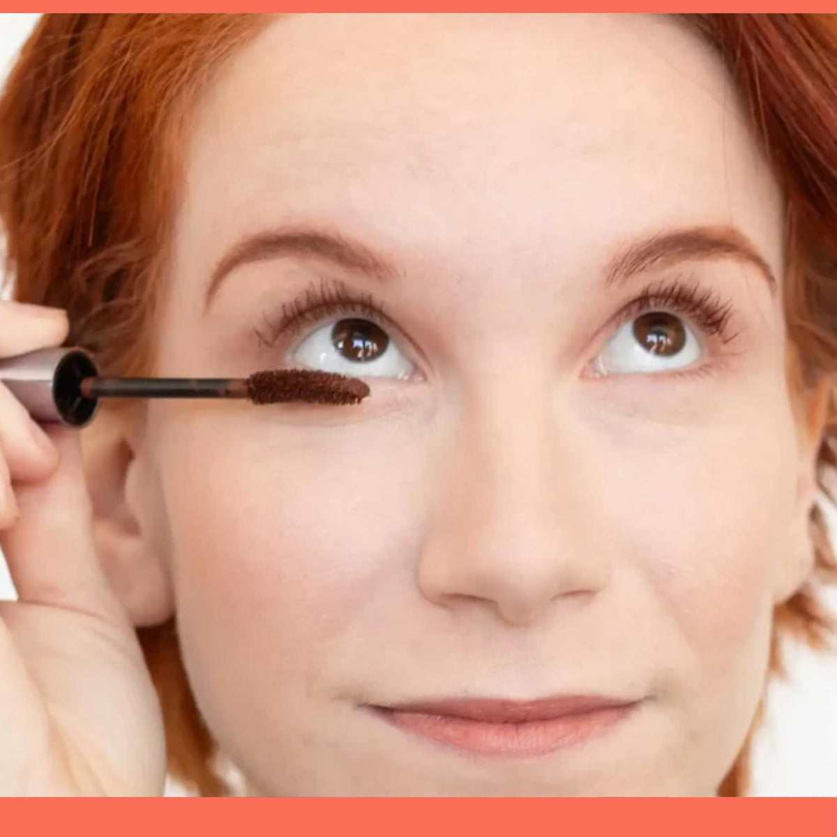 Redhead Revolution wand brush close-up for precise application and lift