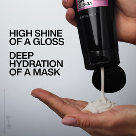 Redken label detail focused on key ingredients and silicone-free benefit