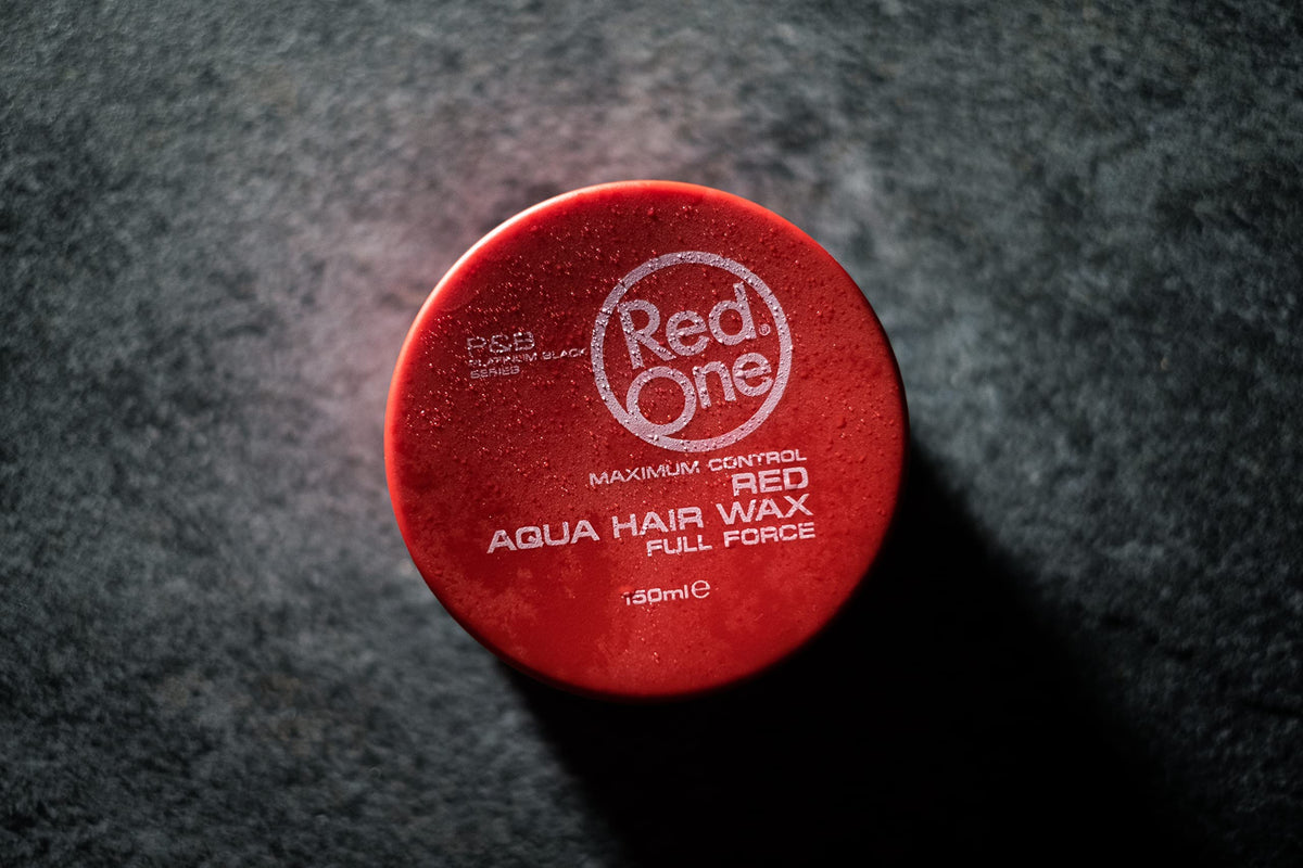 Redone Red One size comparison in hand conveying 150ml practical everyday jar