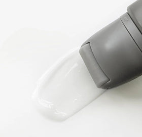 R.E.F.Y metal roller close-up highlighting sculpting tool and cooling effect