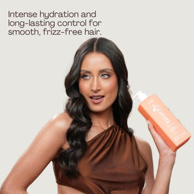 Rev320 smooth cream texture close-up demonstrating lightweight hydration
