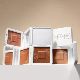 RMS Beauty close-up of gel-to-powder texture highlighting smooth blendability