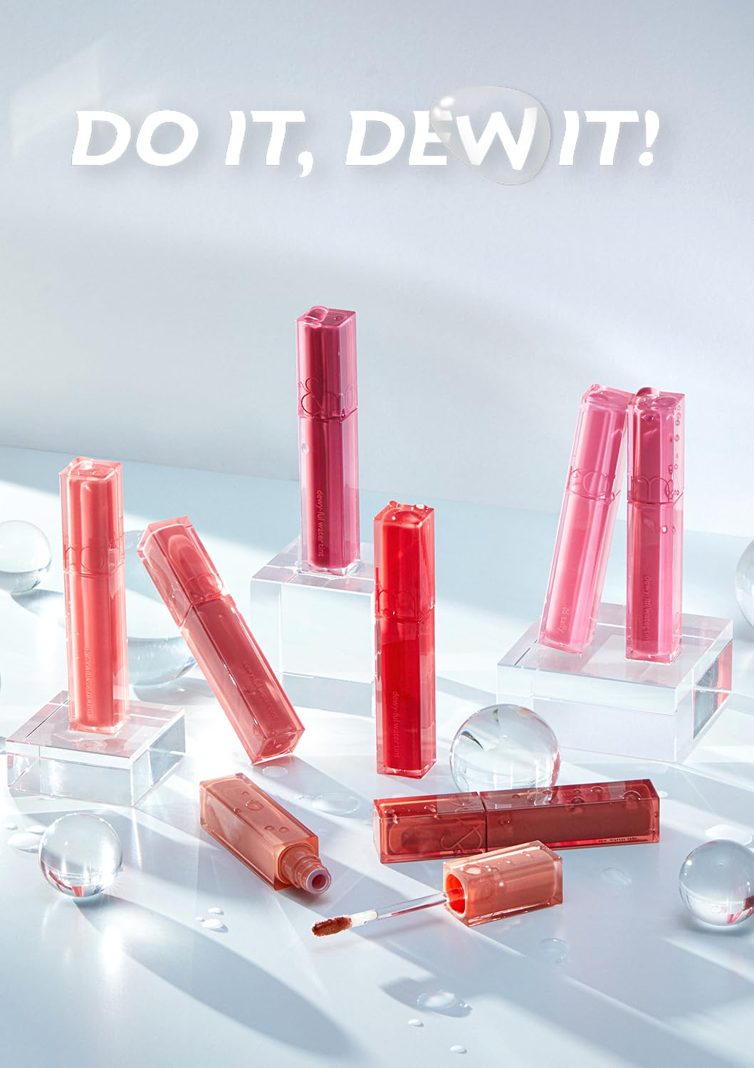 rom&nd applicator close-up demonstrating smooth wand for precise, comfortable application