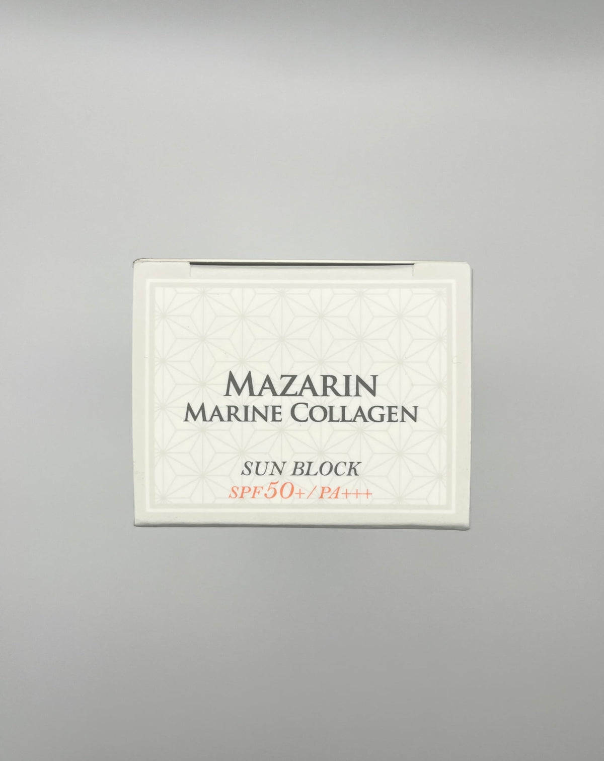 Back packaging of Rosee Mazarin listing SPF, PA+++ and marine complex benefits
