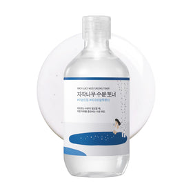 ROUND LAB bottle front packaging showing unscented hydrating toner benefit