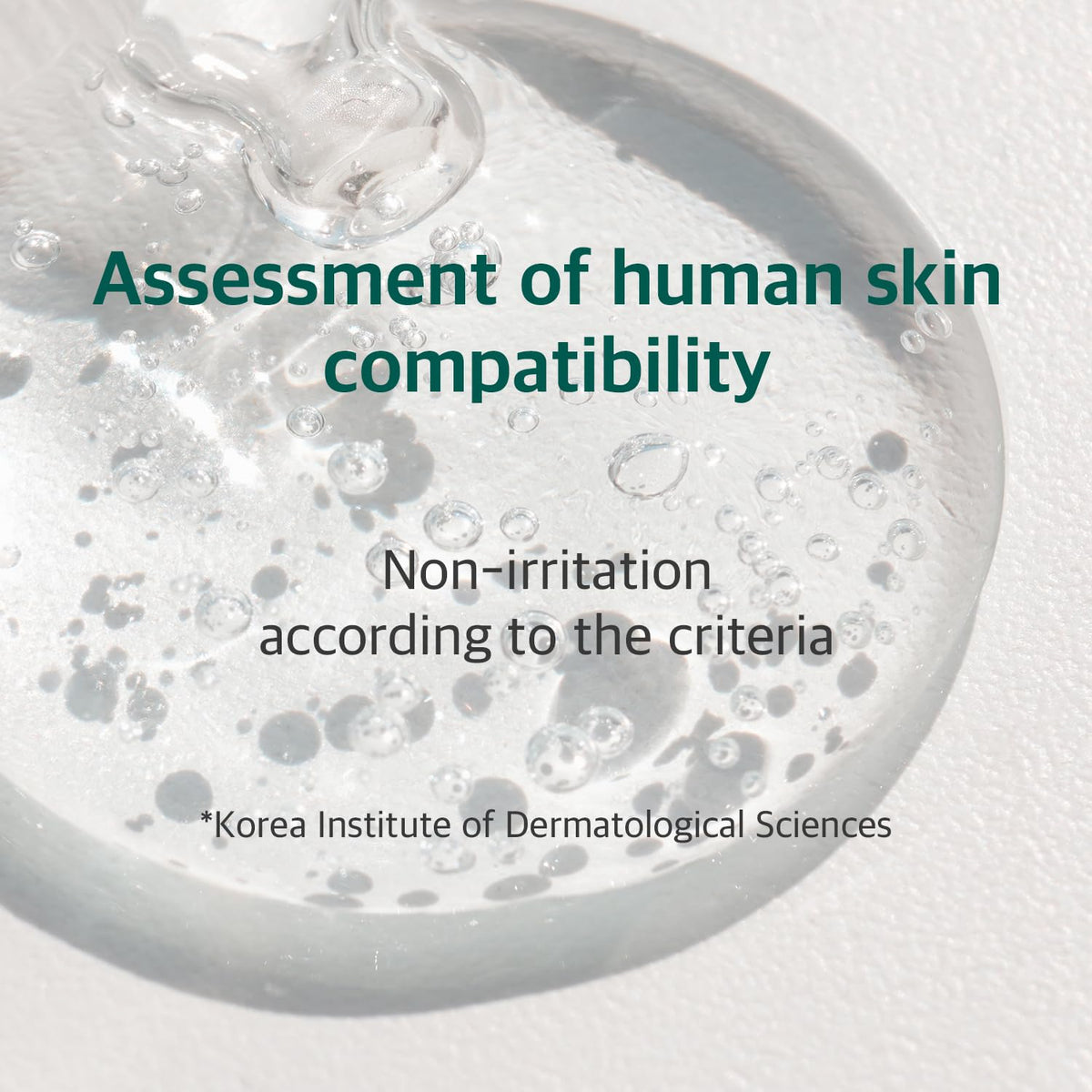 ROUND LAB ingredient label close-up listing pine cica and triple hyaluronic benefits