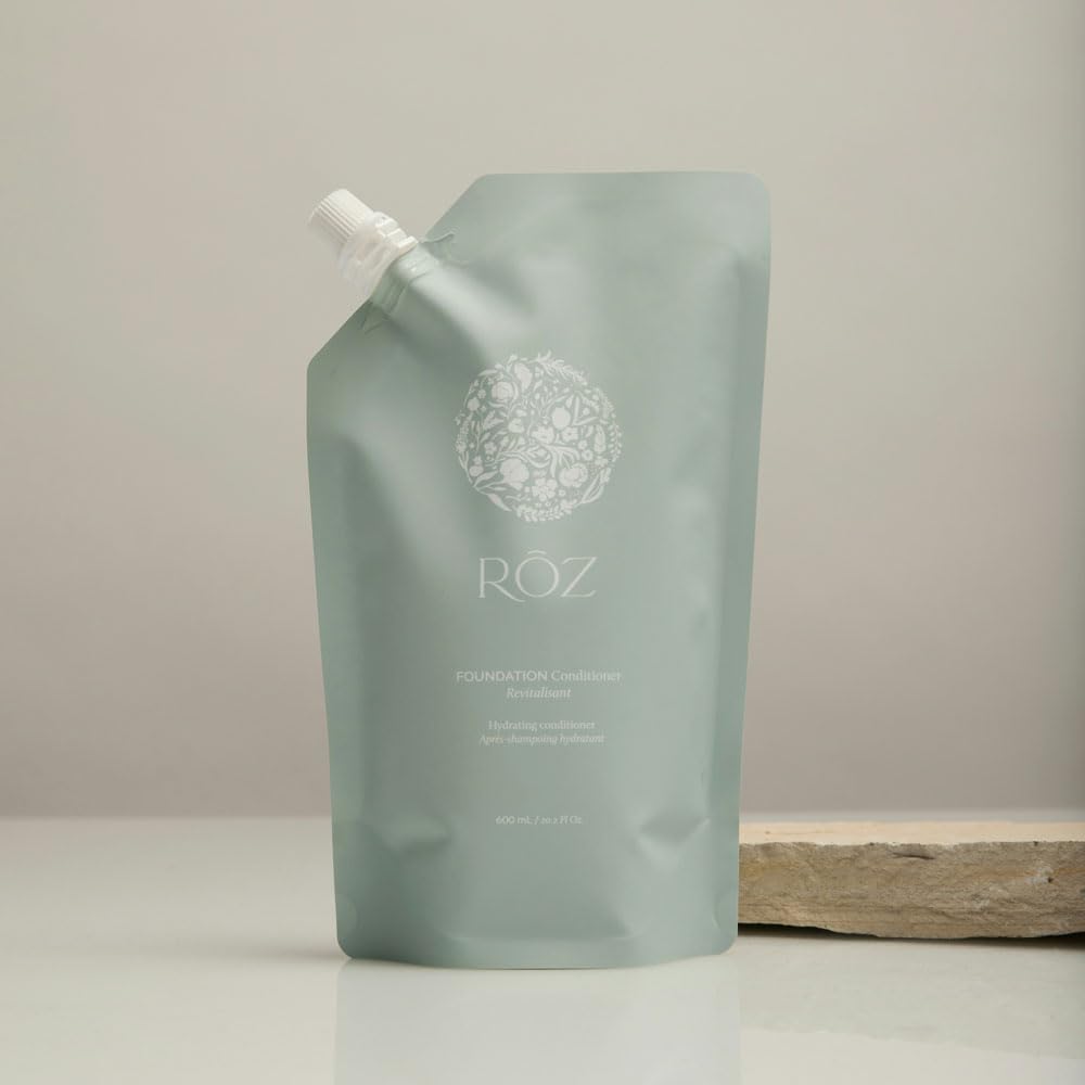 RŌZ pouch spout close-up demonstrating easy refill and mess-free pour