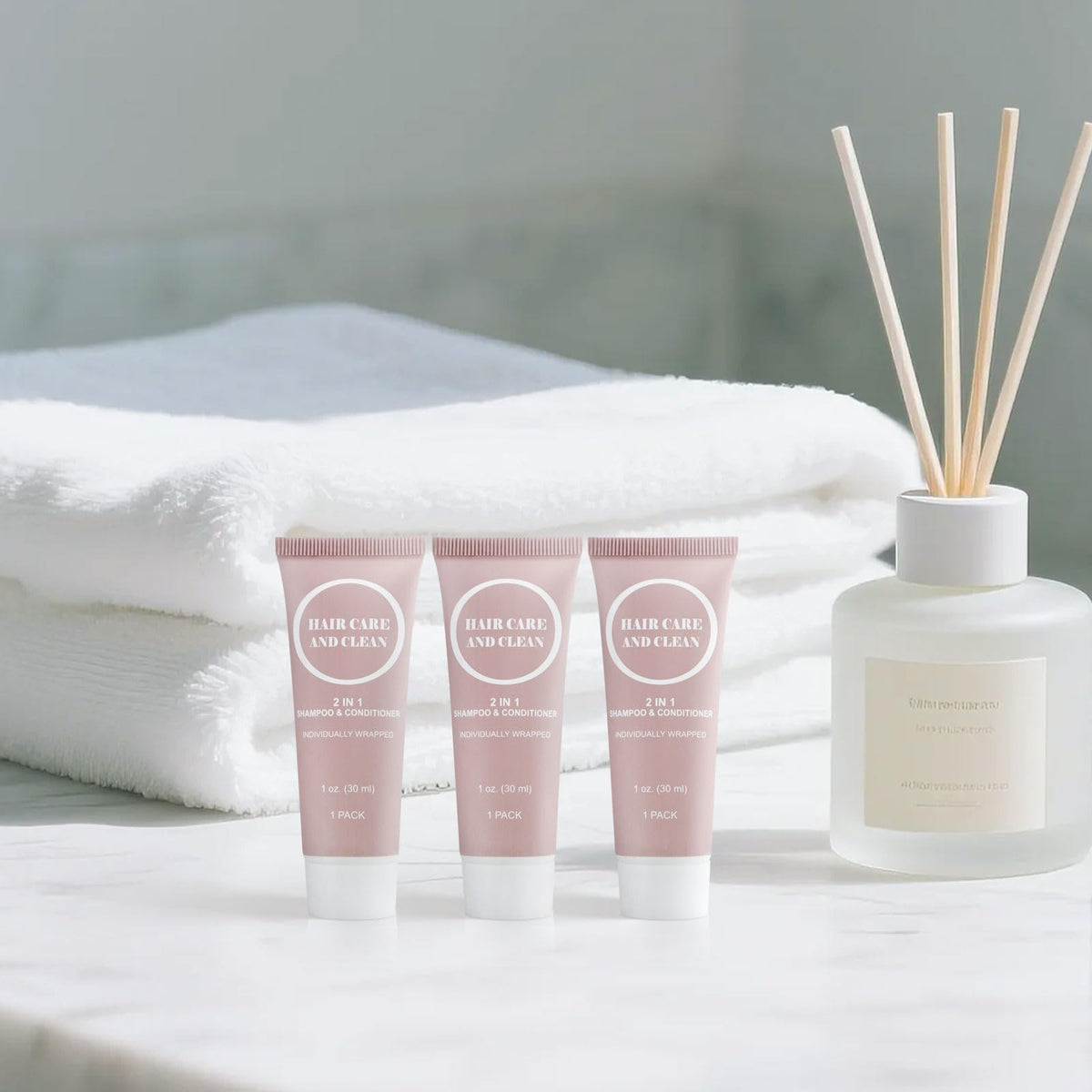 RSQAZQ shampoo conditioner foam texture demonstrating gentle lathering