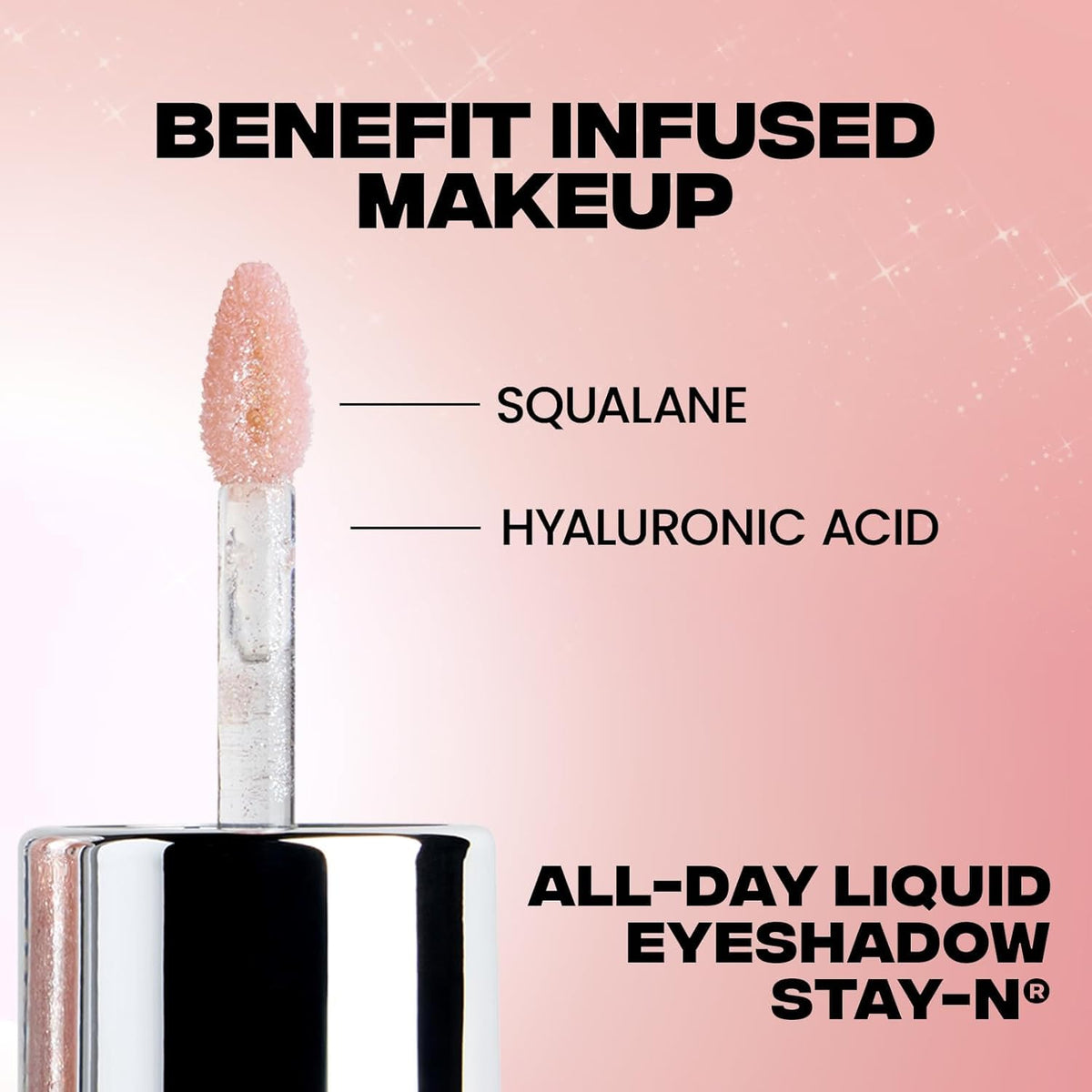 Sacheu being blended on eyelid demonstrating seamless, crease-resistant finish
