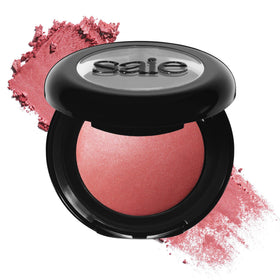 Saie Mia front pan showing warm rose shade and compact finish