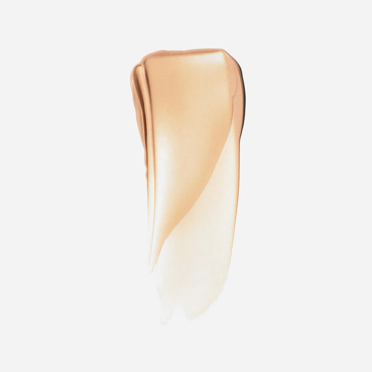 Saie texture close-up showing creamy mineral formula for smooth application