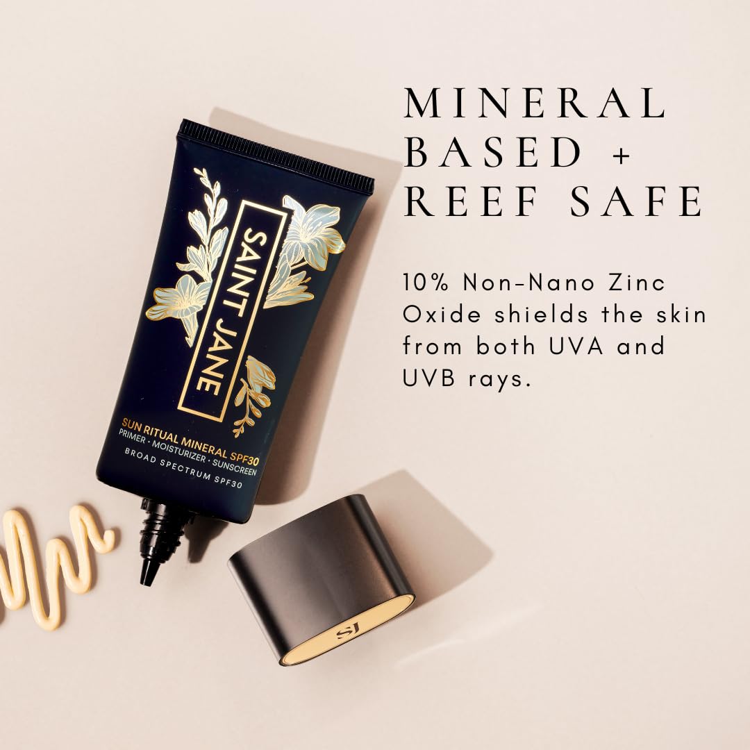 SAINT JANE applied on skin showing priming effect benefit: blurs pores and smooths texture