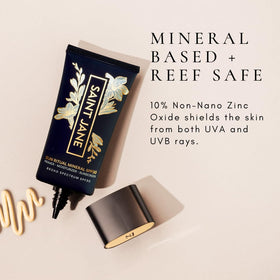SAINT JANE applied on skin showing priming effect benefit: blurs pores and smooths texture