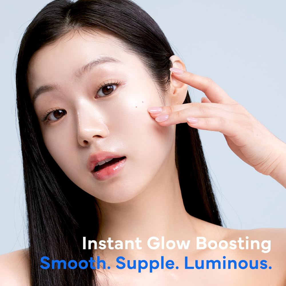 SAM'U milky texture close-up revealing lightweight hydrating consistency