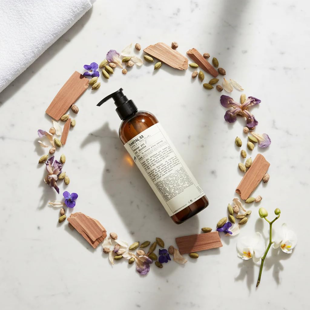 Santal 33 creamy gel texture close-up highlights rich lather for gentle cleansing
