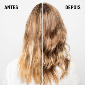 Schwarzkopf Professional label close-up highlighting keratins and apricot oil, shows ingredient focus