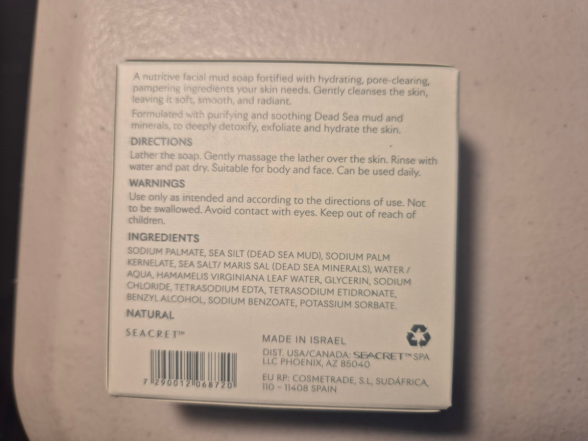 SEACRET mineral graphic with Dead Sea references, emphasizes authentic minerals