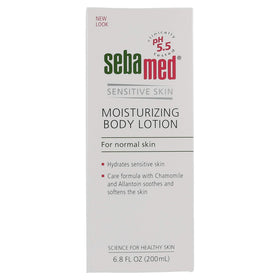 SEBAMED close-up of lotion texture on hand illustrating fast-absorbing hydration