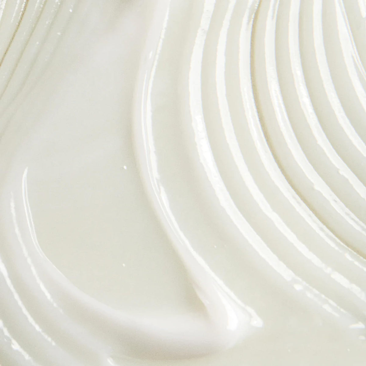 SEKKISEI gel applied to cheek illustrating fast sink-in and smooth finish