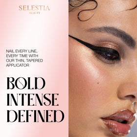 SELESTIA BEAUTY eyeliner held in hand to show scale and easy handling benefit