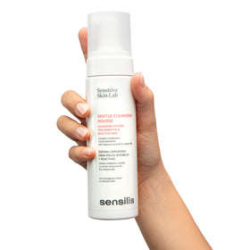 Sensilis close-up of airy foam texture demonstrating soft, non-stripping lather